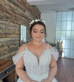 Çiğdem Yangın Hair-Makeup Artist