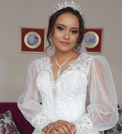 Çiğdem Yangın Hair-Makeup Artist
